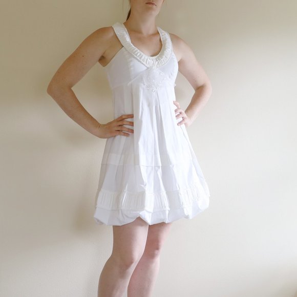 Vera Wang Lavender Label White Bubble Bottom Empire Dress - Picture 1 of 13